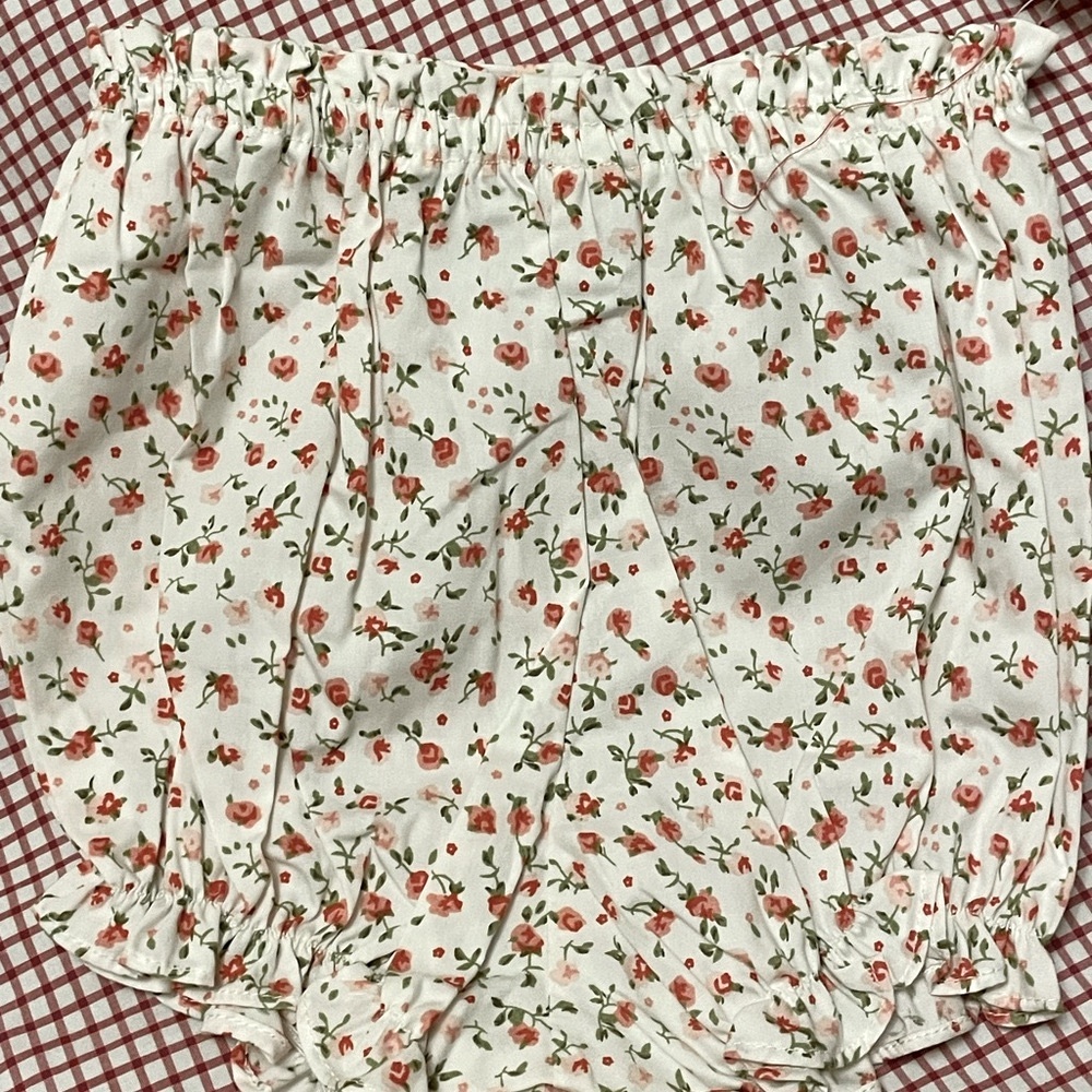 NWT Rare Edition 100% Cotton Floral Baby Smocked Dress with Bloomers - Picture 5 of 7